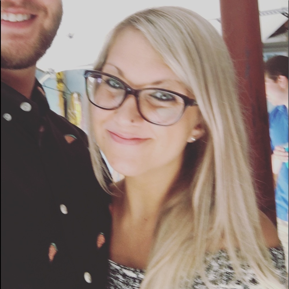 Meet your Posher, Emily